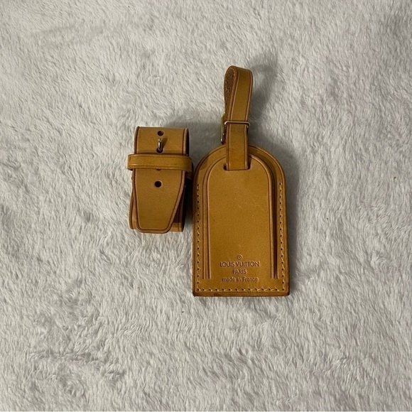 Authentic Louis Vuitton luggage tag set - Picture 2 of 3
